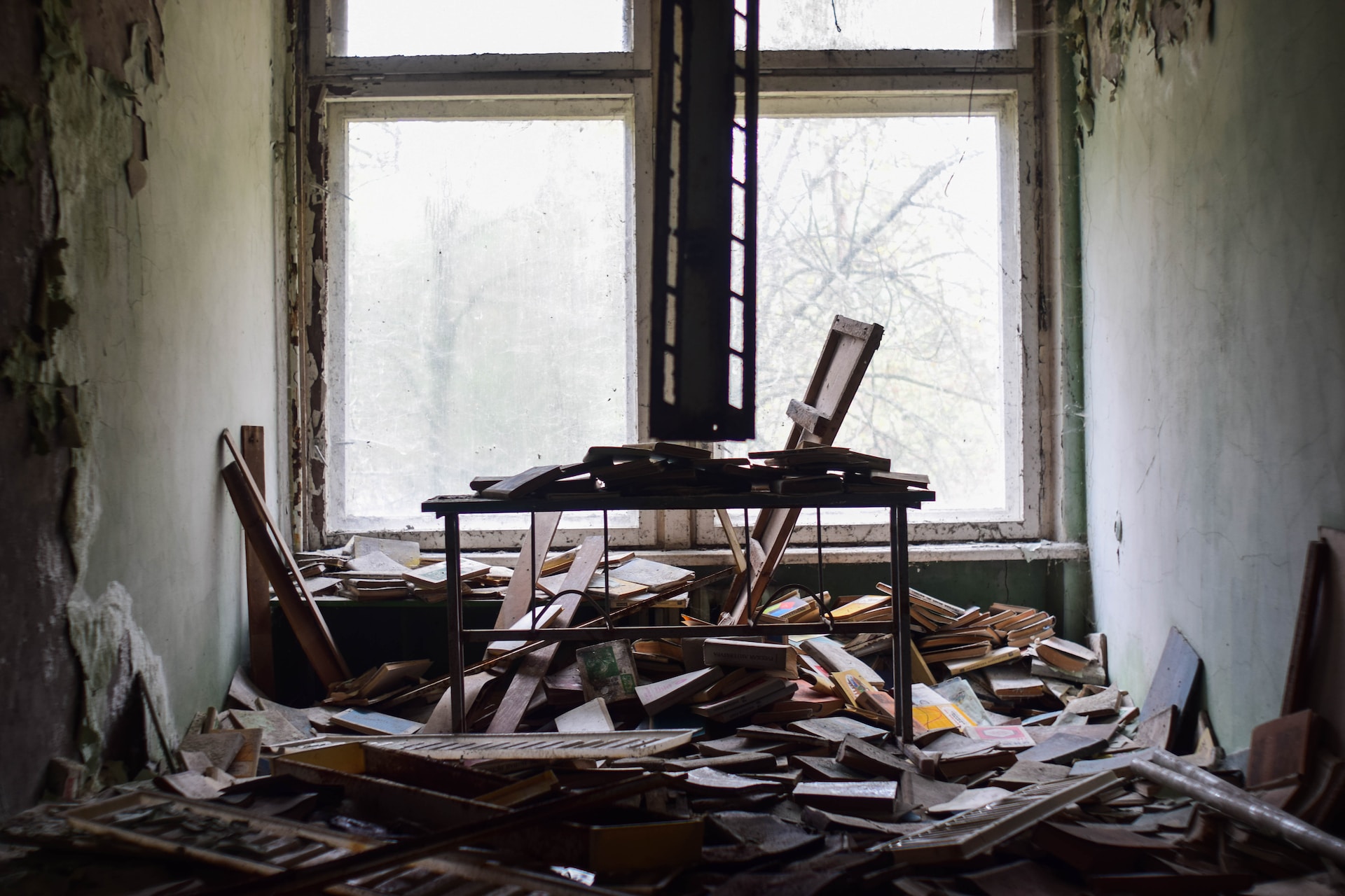 messy house, lots of items thrown on floor