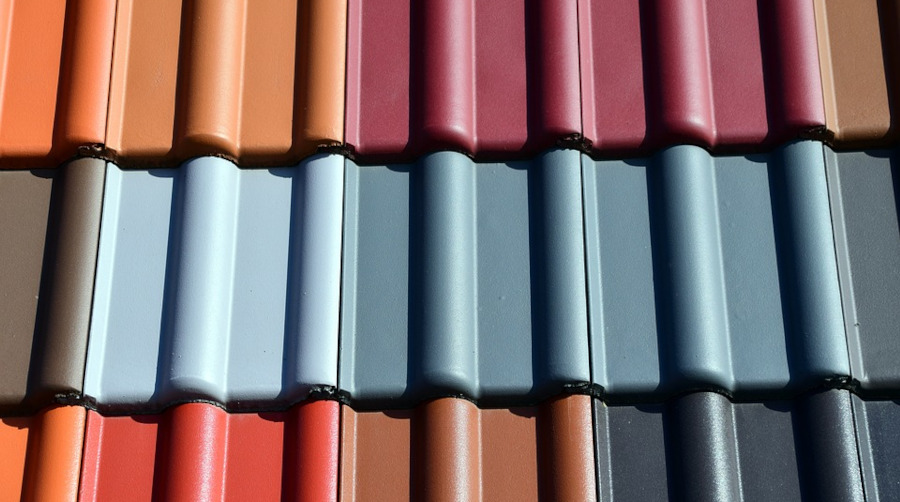 Roof shingles, different color roofing tiles. Imae by Pixabay