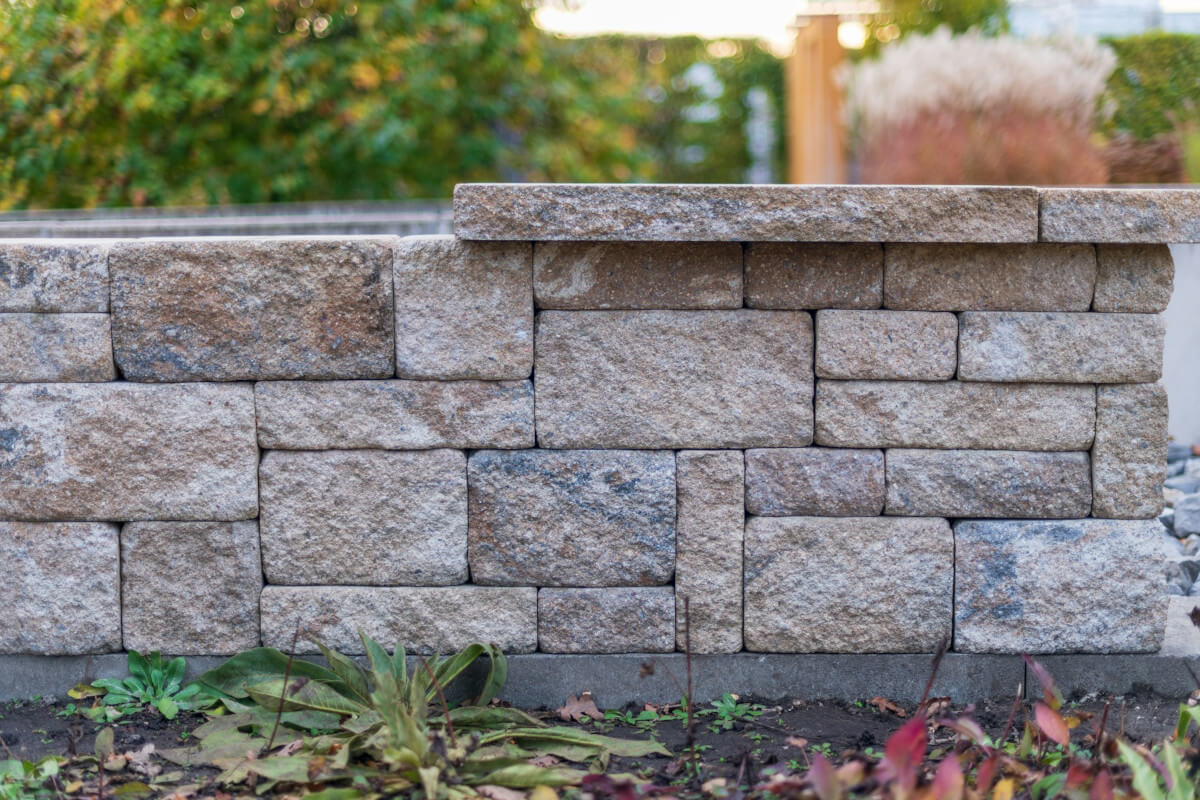 Integrated retaining wall. Image by Unsplash