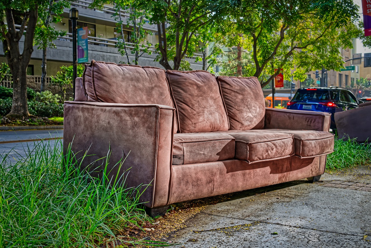 couch on the side of the street. Image by Pixabay