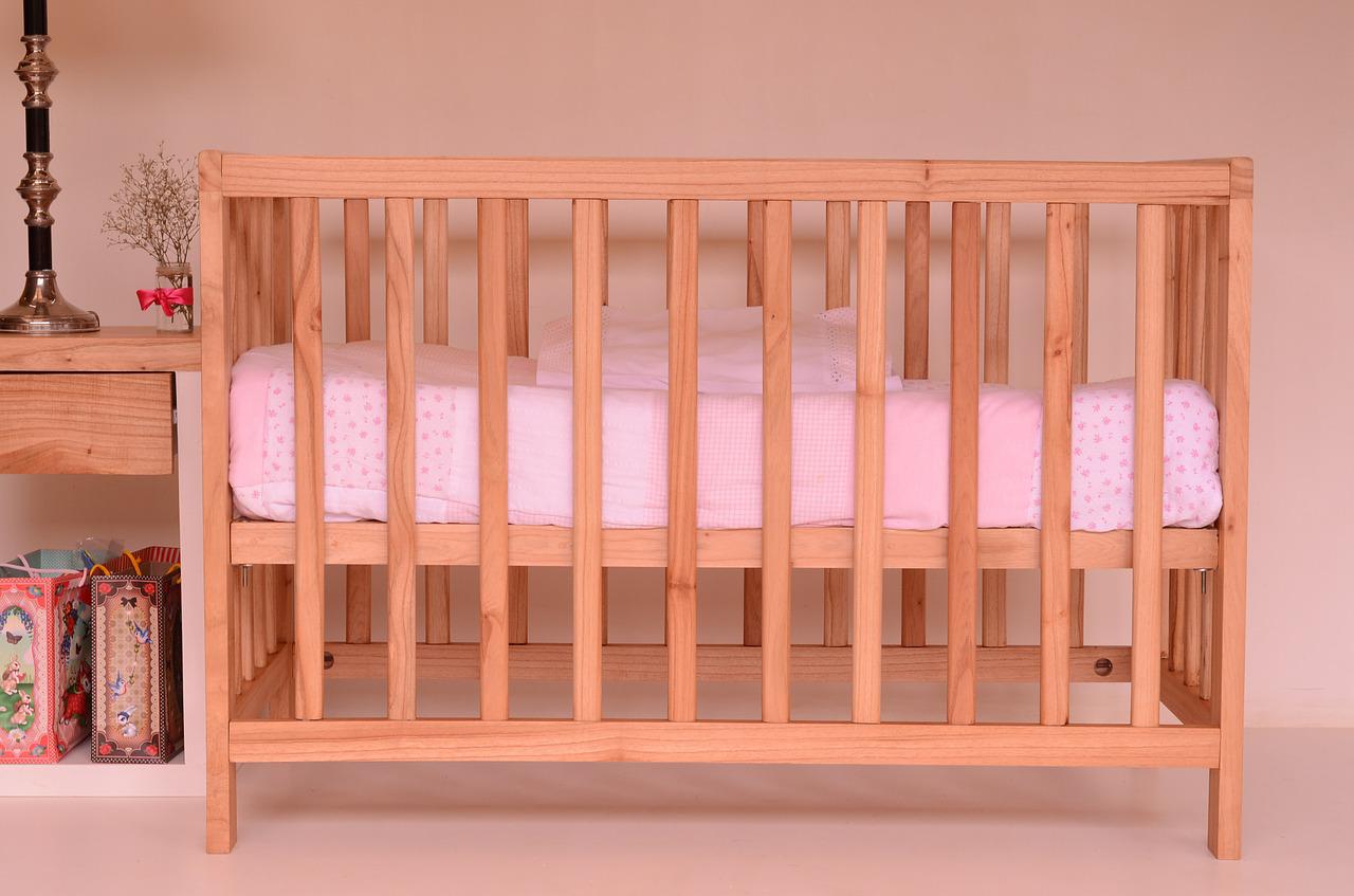 baby crib