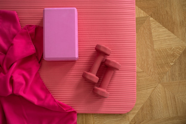 Weights, yoga mat