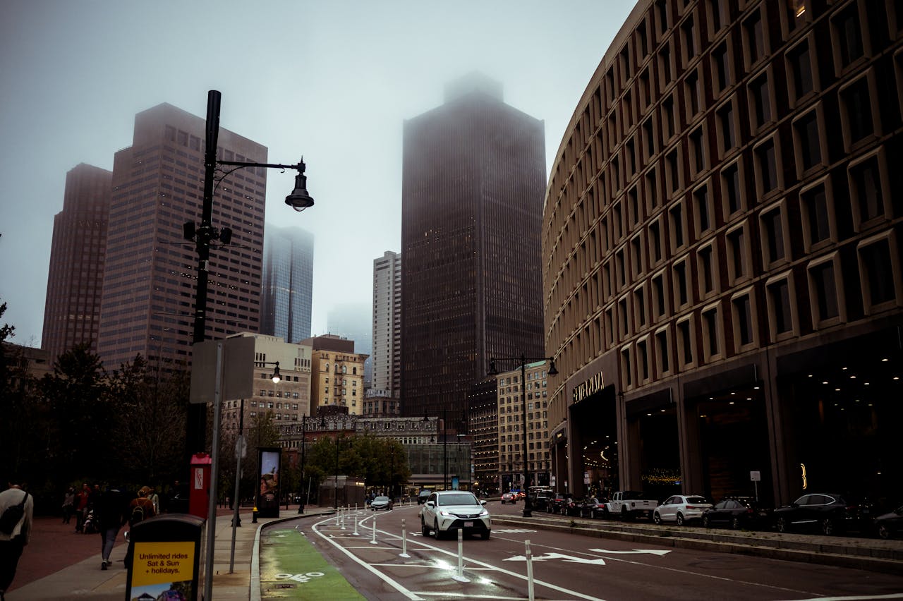 City of Boston, Central Plaza, fog. Image by Pexels