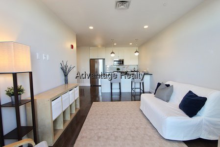 2 Bedroom Apartment for Rent in Somerville - Prospect Hill, 