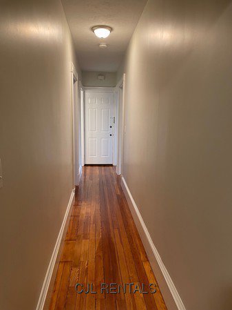 2 Bedroom Apartment for Rent in Waltham, 