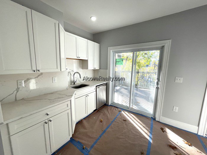 2 Bedroom Apartment for Rent in Cambridge - Porter Square, MA