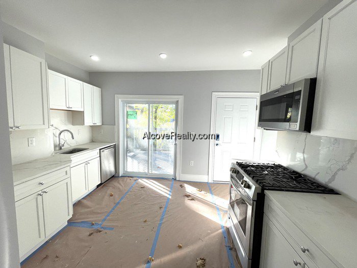 2 Bedroom Apartment for Rent in Cambridge - Porter Square, MA