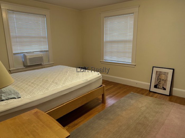 2 Bedroom Apartment for Rent in Newton - Newtonville, MA