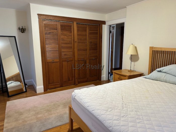 2 Bedroom Apartment for Rent in Newton - Newtonville, MA