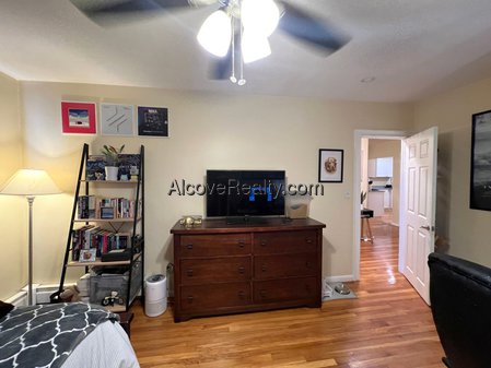 3 Bedroom Apartment for Rent in Somerville - Union Square, MA