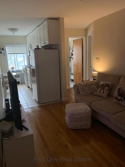 1 bedroom apartment in Arlington - Red Line Real Estate