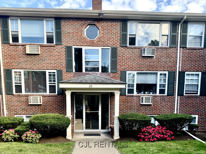1 bedroom apartment in Arlington - CJL Rentals & Property Management