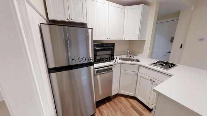 Studio apartment in Cambridge - Porter Square - Alcove Realty, LLC 