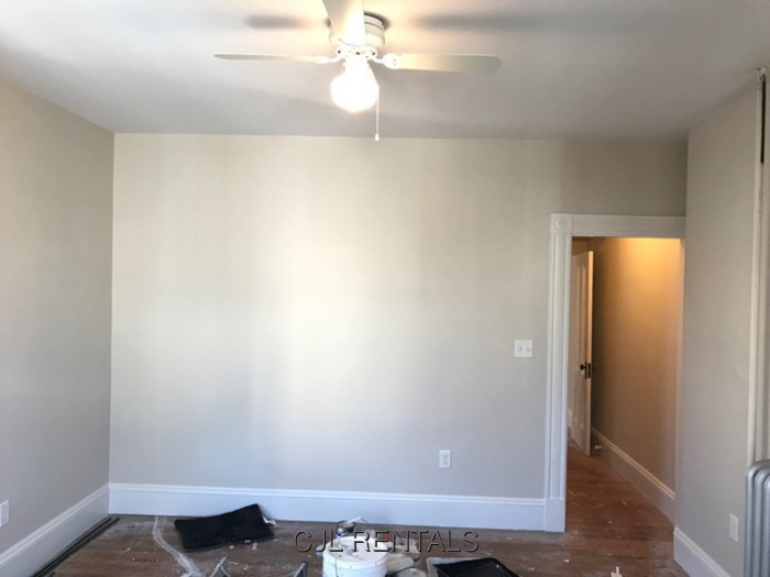 2 Bedroom Plus Apartment for Rent in Waltham, 