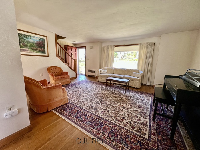 3 Bedroom Apartment for Rent in Lexington, 