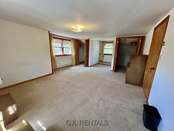 3 Bedroom Apartment for Rent in Lexington, 