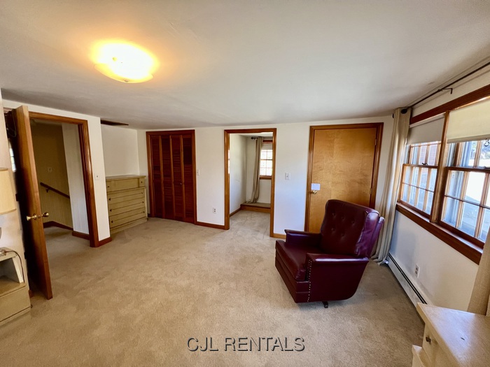 3 Bedroom Apartment for Rent in Lexington, 