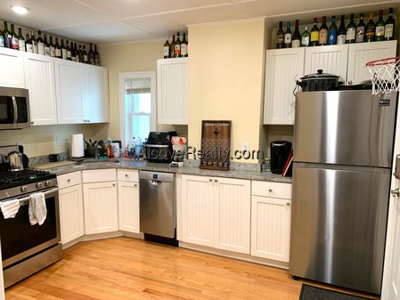 4 Bedroom Apartment for Rent in Somerville - Union Square, MA