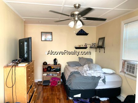 4 Bedroom Apartment for Rent in Somerville - Union Square, MA