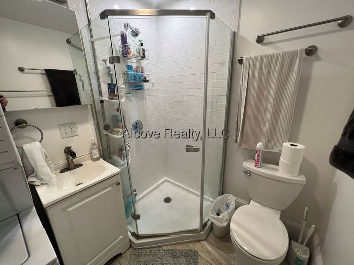 2 Bedroom Apartment for Rent in Somerville - Near Porter, MA