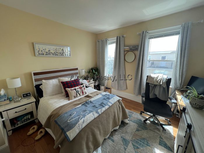 2 Bedroom Apartment for Rent in Somerville - Near Porter, MA