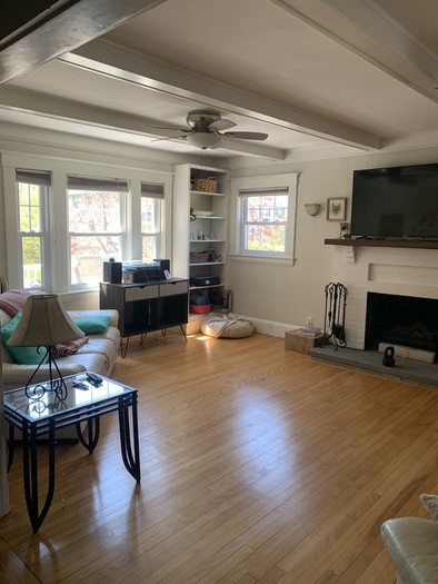 2 Bedroom Plus Apartment for Rent in Newton, 