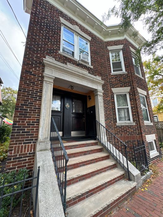 3 Bedroom Apartment for Rent in Cambridge, 