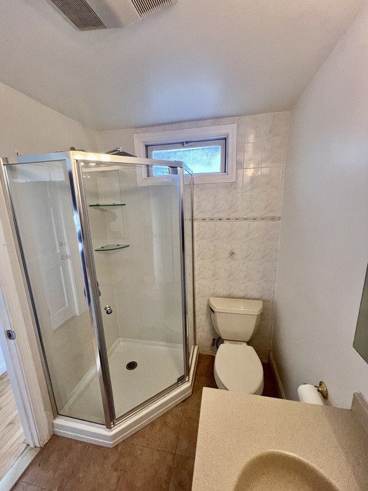 3 Bedroom Apartment for Rent in Malden, 