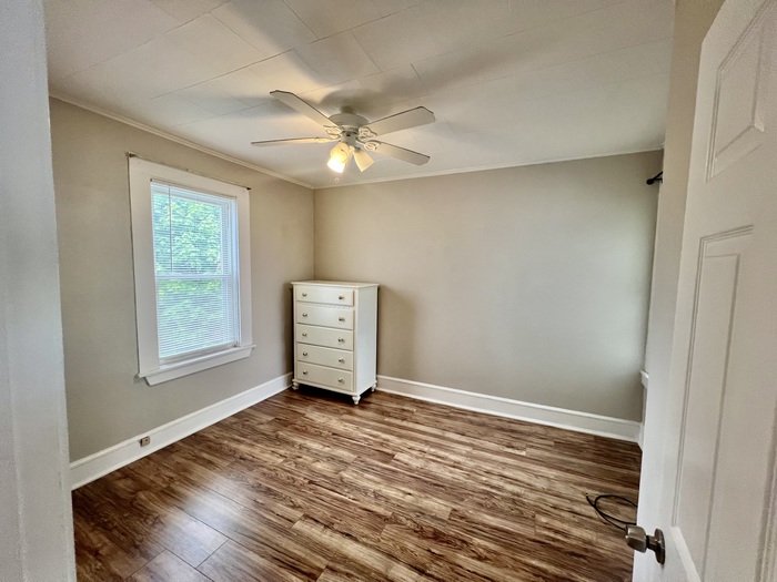 3 Bedroom Apartment for Rent in Malden, 