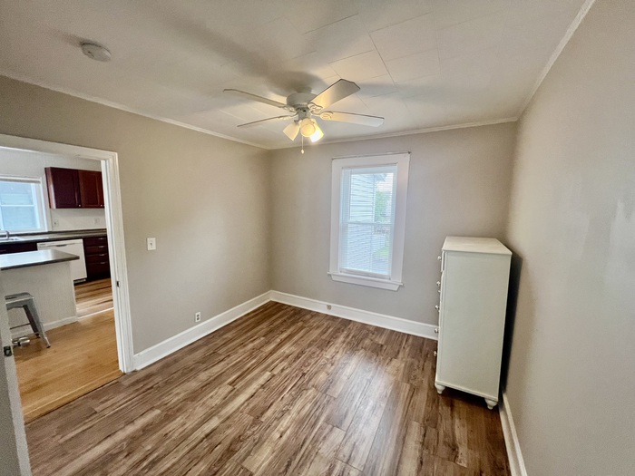 3 Bedroom Apartment for Rent in Malden, 