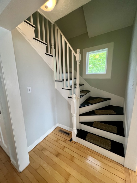 3 Bedroom Apartment for Rent in Malden, 