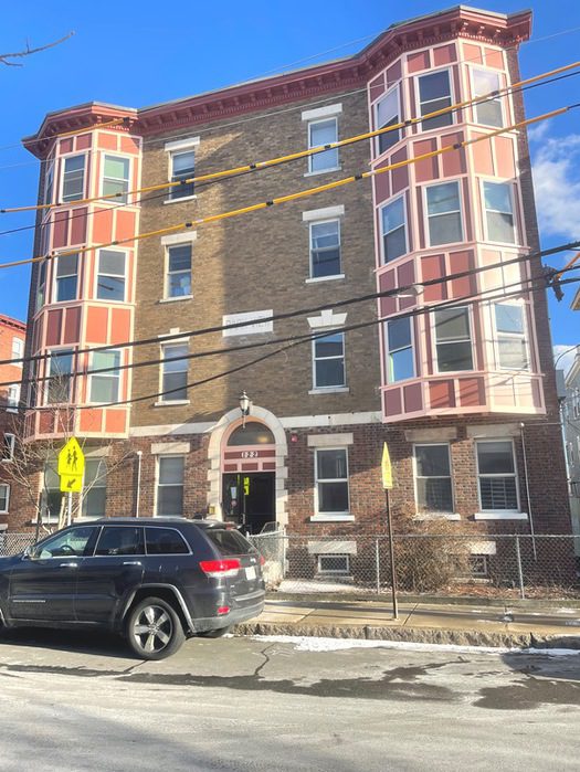 4 Bed Apartment for Rent in Cambridge - East Cambridge MA | Listed by Advantage Realty, LLC - Cambridge