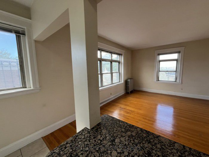 1 Bed Apartment for Rent in Somerville - Winter Hill MA | Listed by Red Line Real Estate