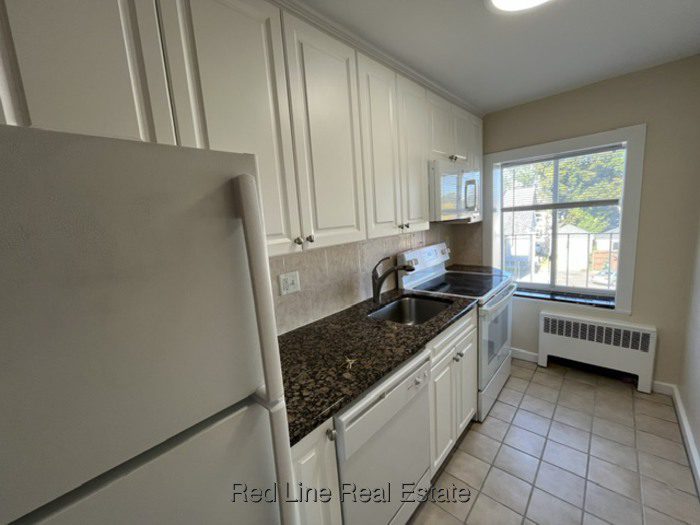 1 Bed Apartment for Rent in Arlington MA | Listed by Red Line Real Estate