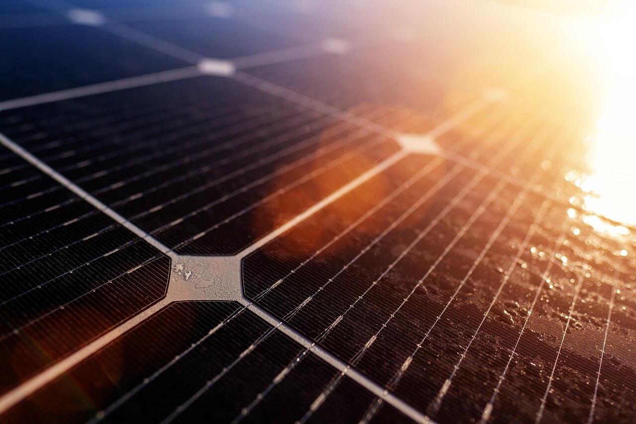 Solar panels. Image by Pixabay