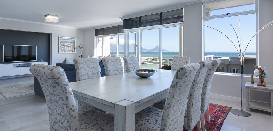 Diningroom with a view of a mountain